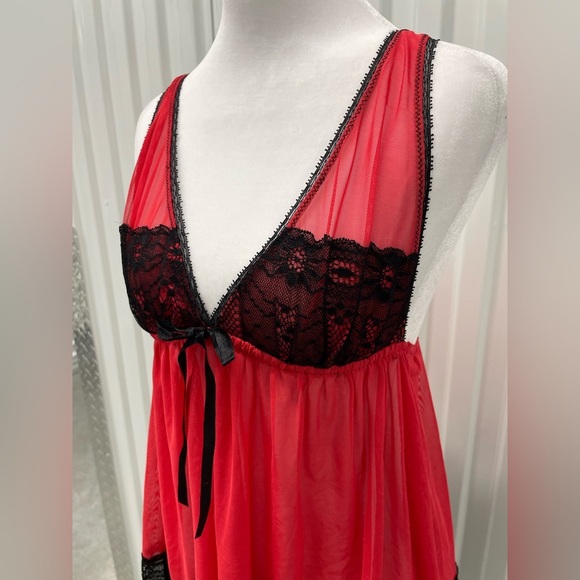 Y2K Red Black Lace Babydoll Slip Medium Sheer Whimsigoth Vamp Goth Romantic VTG - Picture 2 of 7